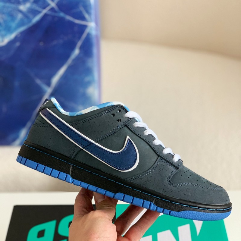 Nike UA Dunk SB Low Orange Lobster Sneakers