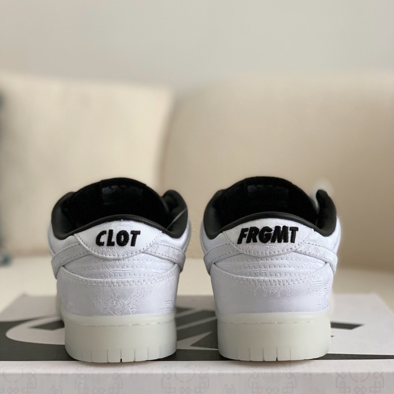 Fragment Design x Clot x Nike SB Dunk Low"20th AnniversaryWhite Silk Sneakers