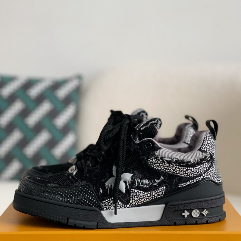 L0*is V*t0n Skate Sneakers