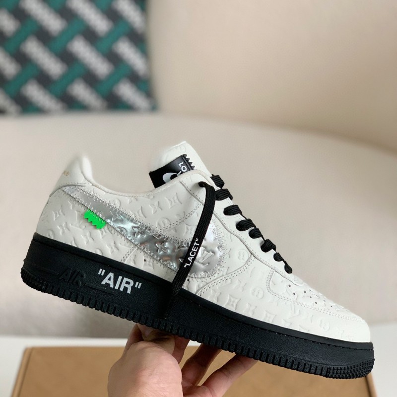 L0*is V*t0n × NIKE AIR FORCE 1 SNEAKER