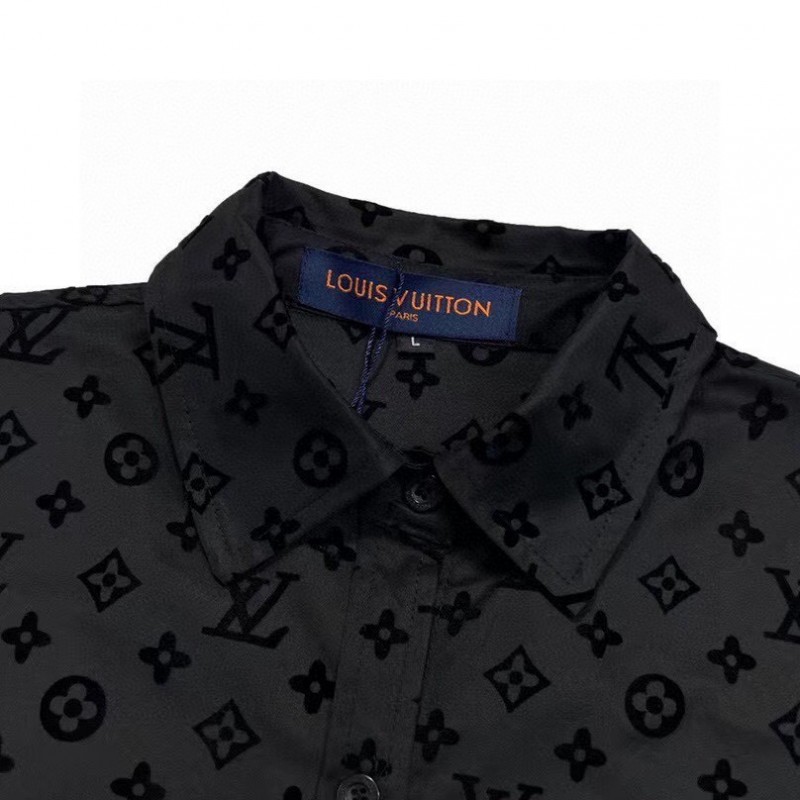 L0*is V*t0n jacquard all over print flocked shirt GS1021