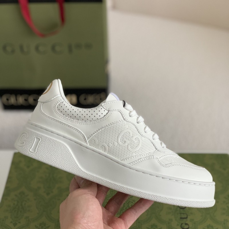 G*u*i sneakers Cowhide