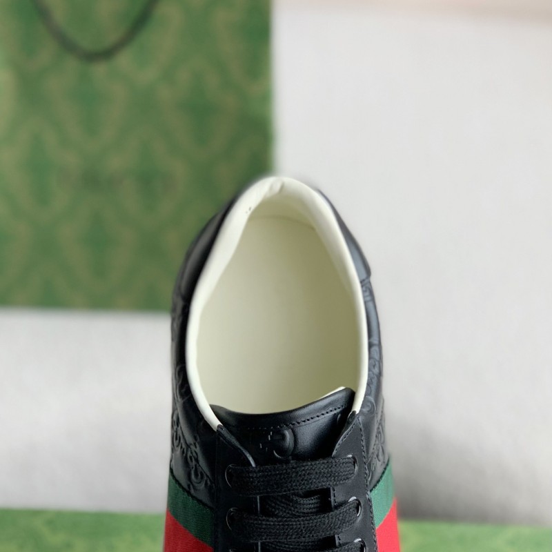 G*u*i sneakers S*pport chip phone sensing