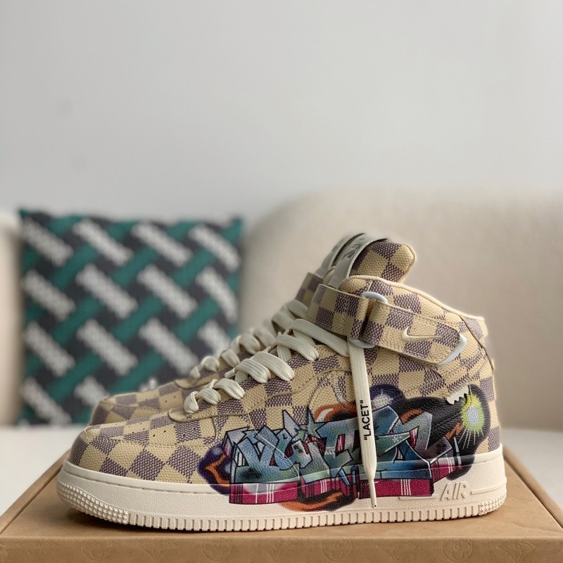 L0*is V*t0n X NIKE AIR FORCE 1 high Sneaker