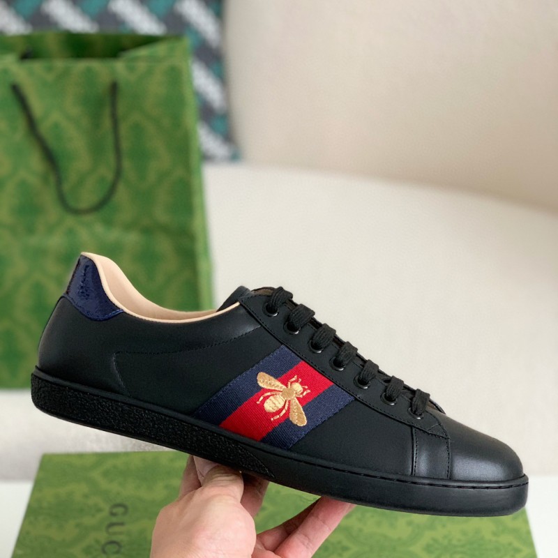 G*u*i sneakers S*pport chip phone sensing