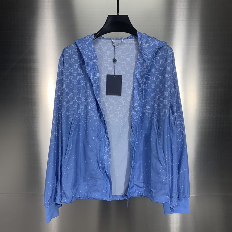 L0*is V*t0n 2022 windproof jacket