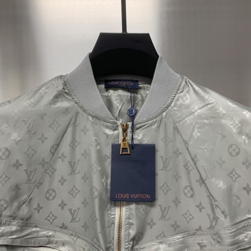 L0*is V*t0n Fully printed dark patterned floral lightweight jacket