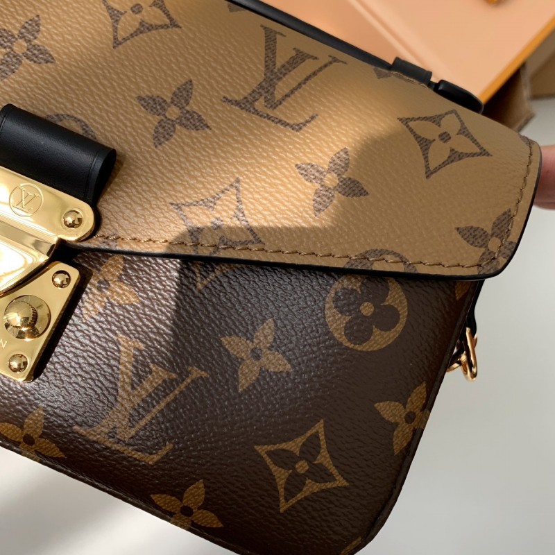 L0*is V*t0n Pochette Metis EAST WEST messenger bag M46225，size：21.5*13.5*6CM