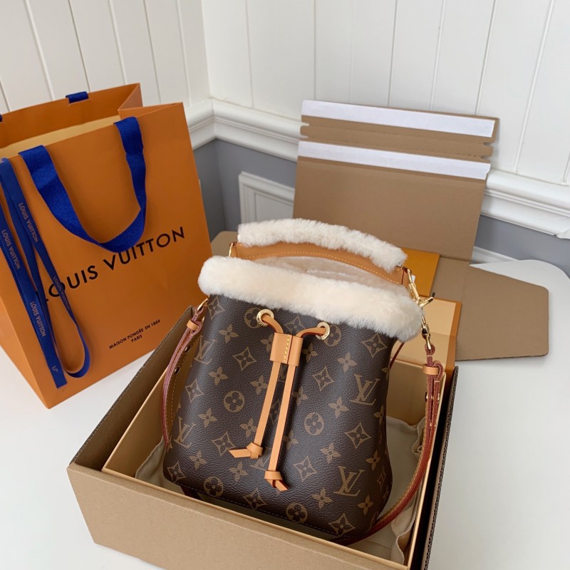 L0*is V*t0n NEONOE BB bucket M46319 size:20*20*13cm