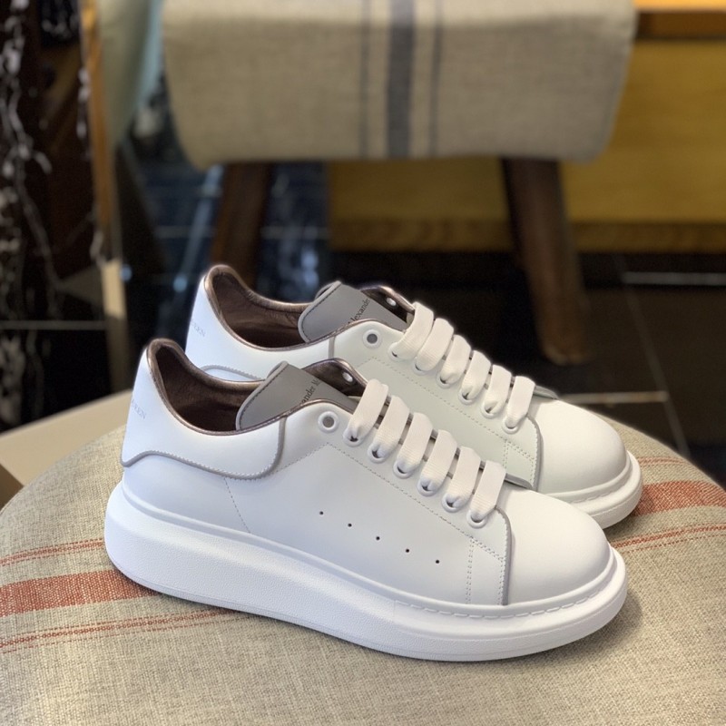 Ale*d*r M*Q*en MQ White fluorescence tail Sneakers