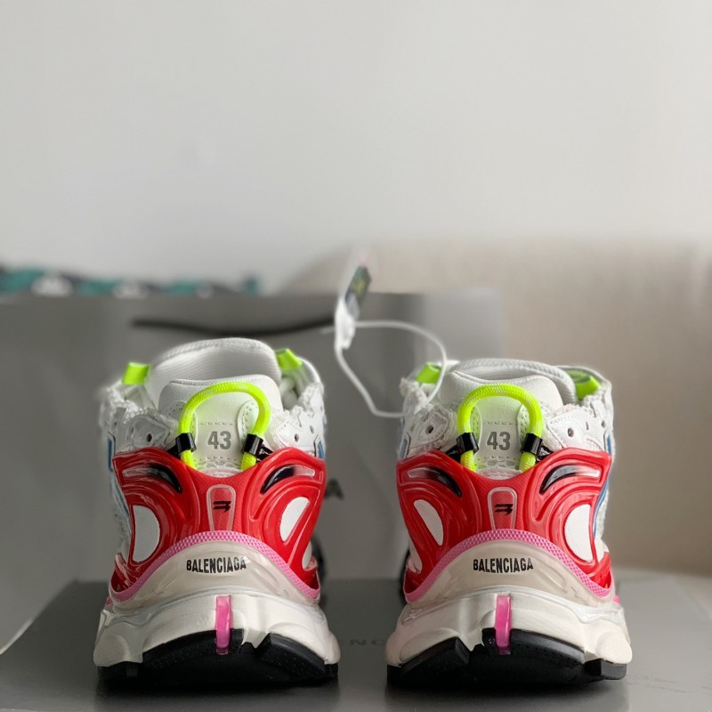 Ba*len*cia*ga sneakers