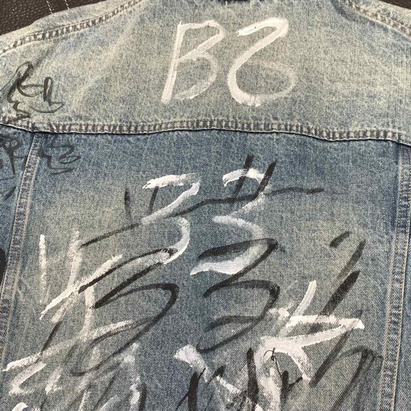 Ba*len*cia*ga Lapel graffiti denim jacket