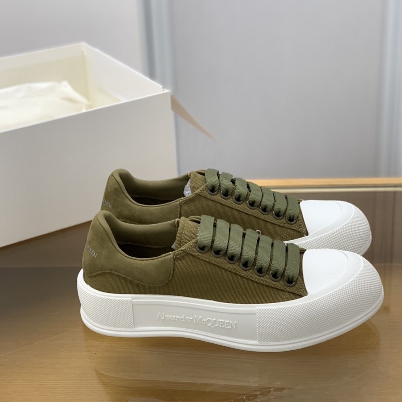 Ale*d*r M*Q*en MQ olive green velvet tail Sneakers