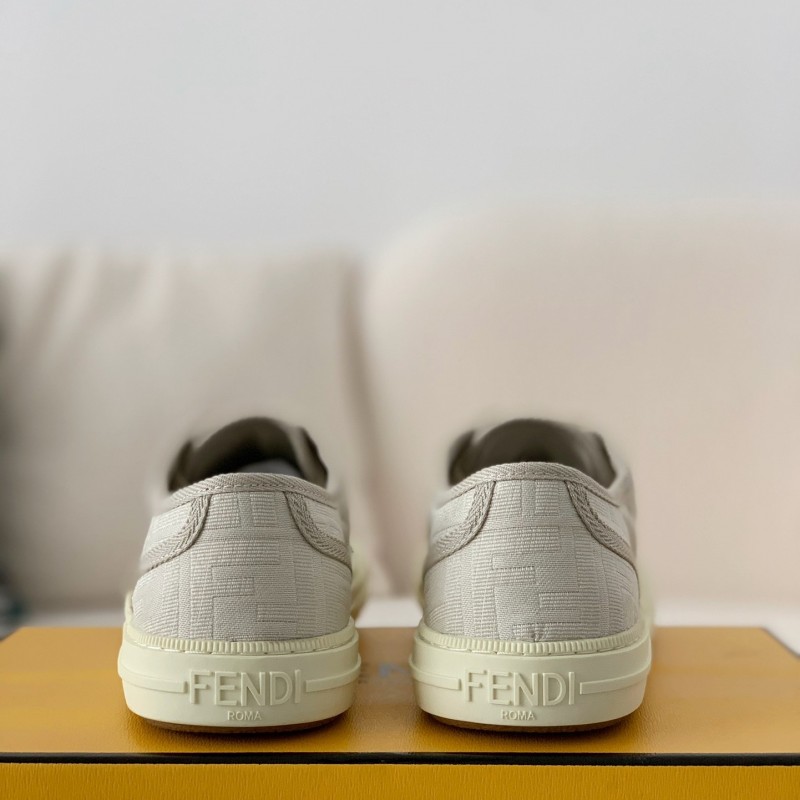 F**di Canvas shoe Sneakers