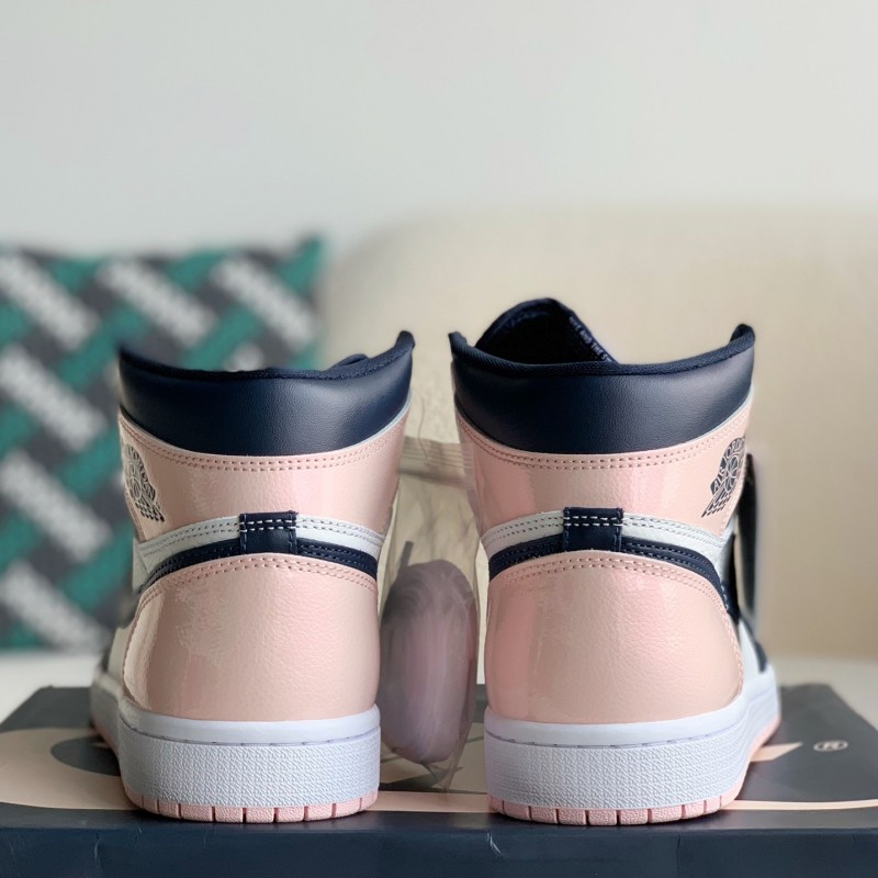 Air Jordan 1 High Sneanker