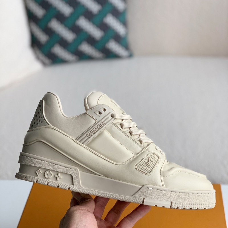 L0*is V*t0n Trainer Sneakers