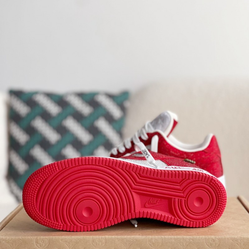 L0*is V*t0n × NIKE AIR FORCE 1 SNEAKER