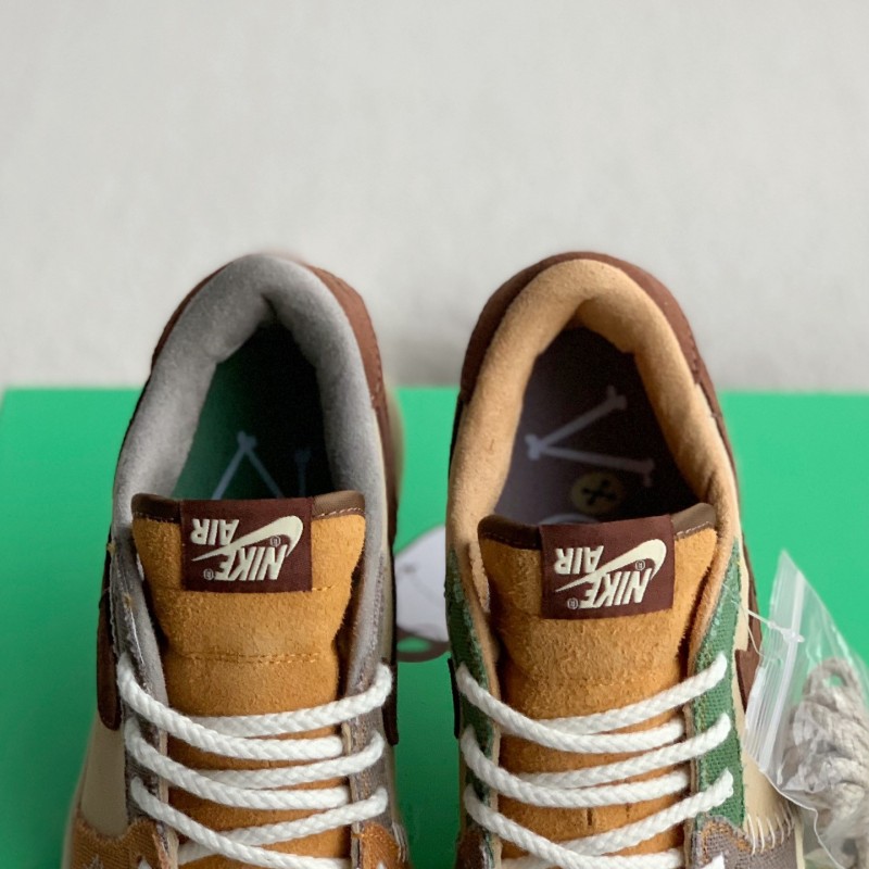 Nike Dunk Low Sneakers