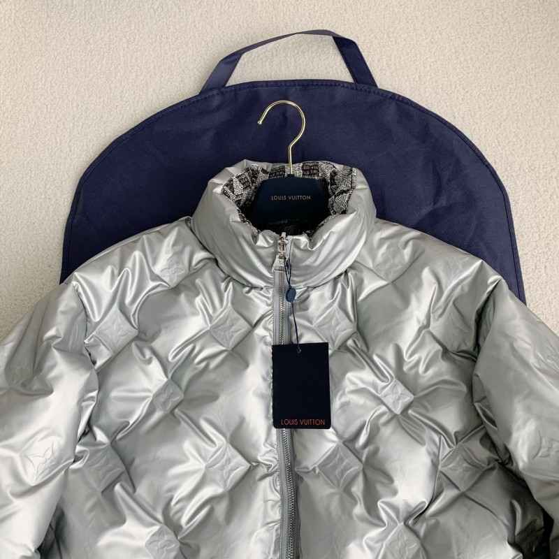 L0*is V*t0n LOGO Down Jacket