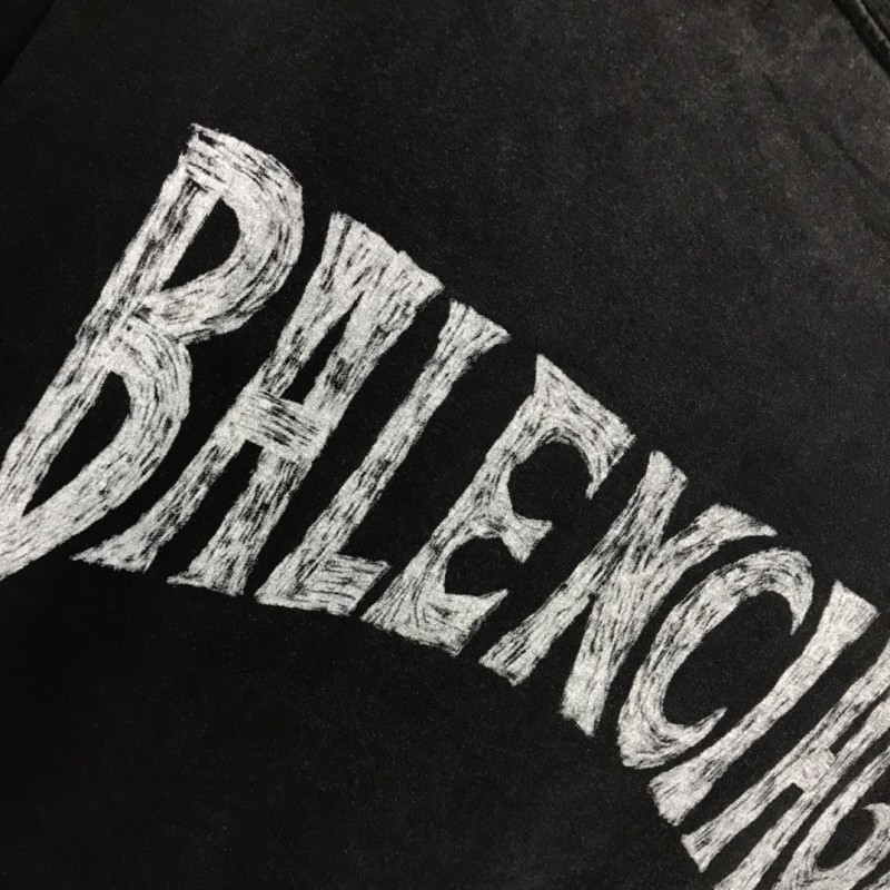 Ba*len*cia*ga graffiti T-shirt