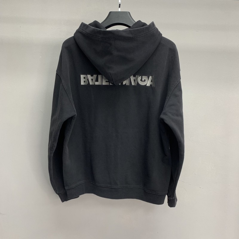 Ba*len*cia*ga embroidered sweatshirt