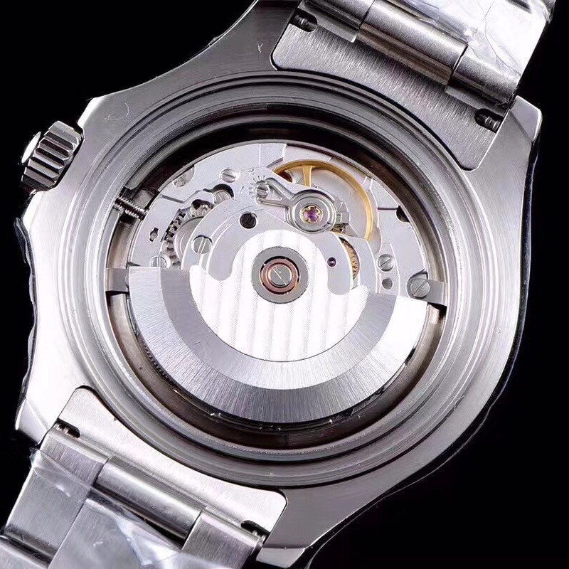 R*l*x YM Yacht Series Men