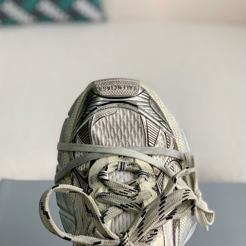 Ba*len*cia*ga Runner Sneakers