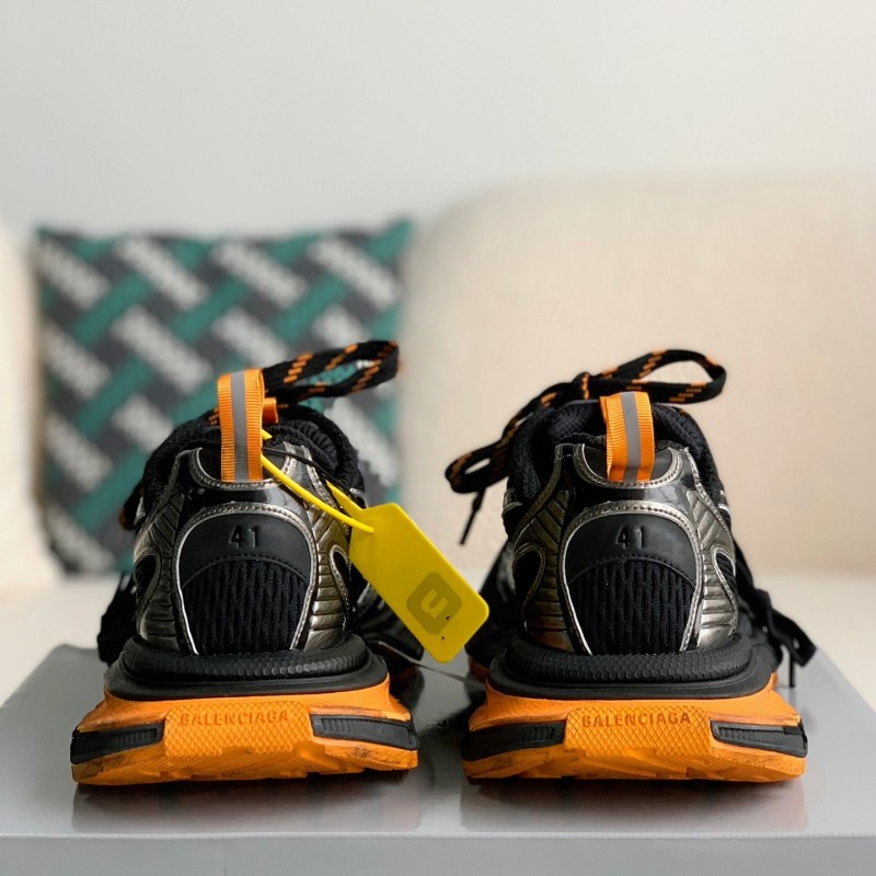 Ba*len*cia*ga Runner Sneakers