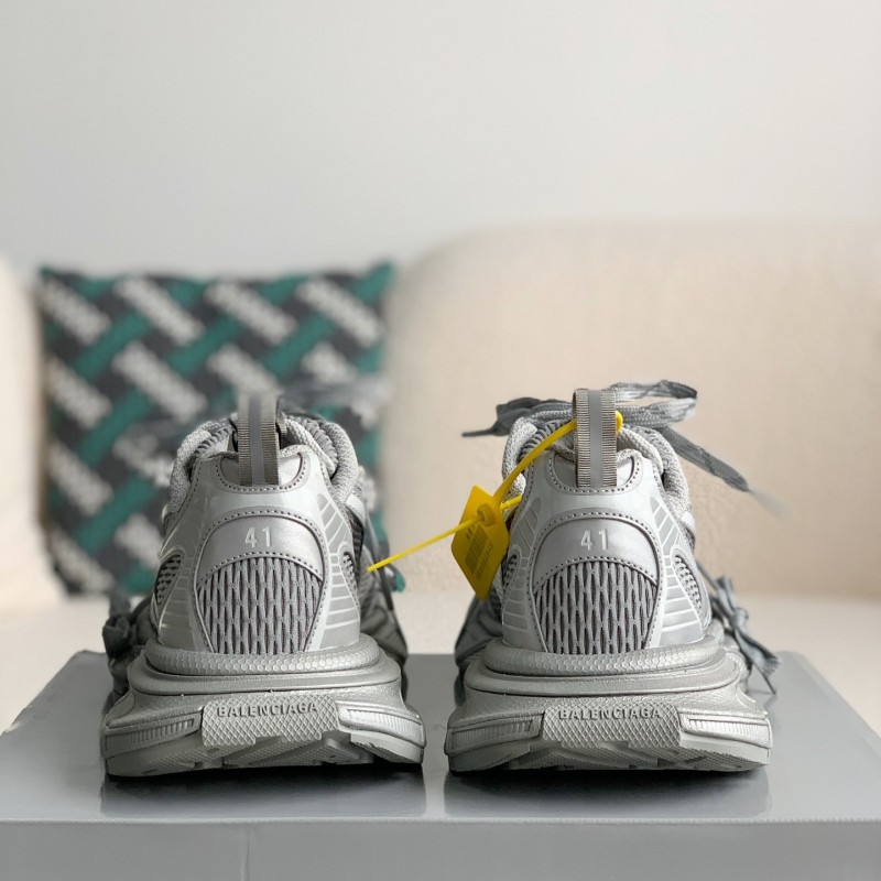 Ba*len*cia*ga Runner Sneakers