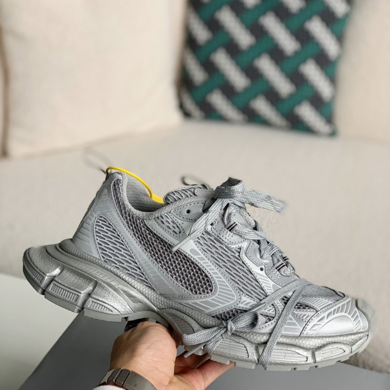 Ba*len*cia*ga Runner Sneakers