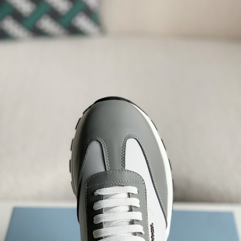 Pra*a Sneakers