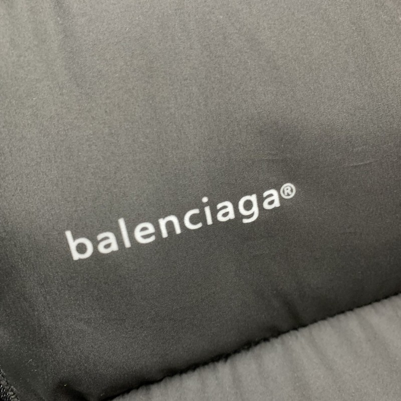 Ba*len*cia*ga small letter down jacket