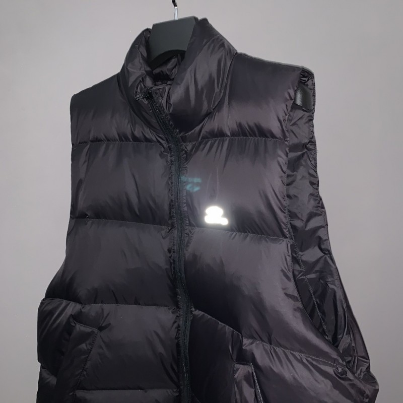 Ba*len*cia*ga reflective down vest