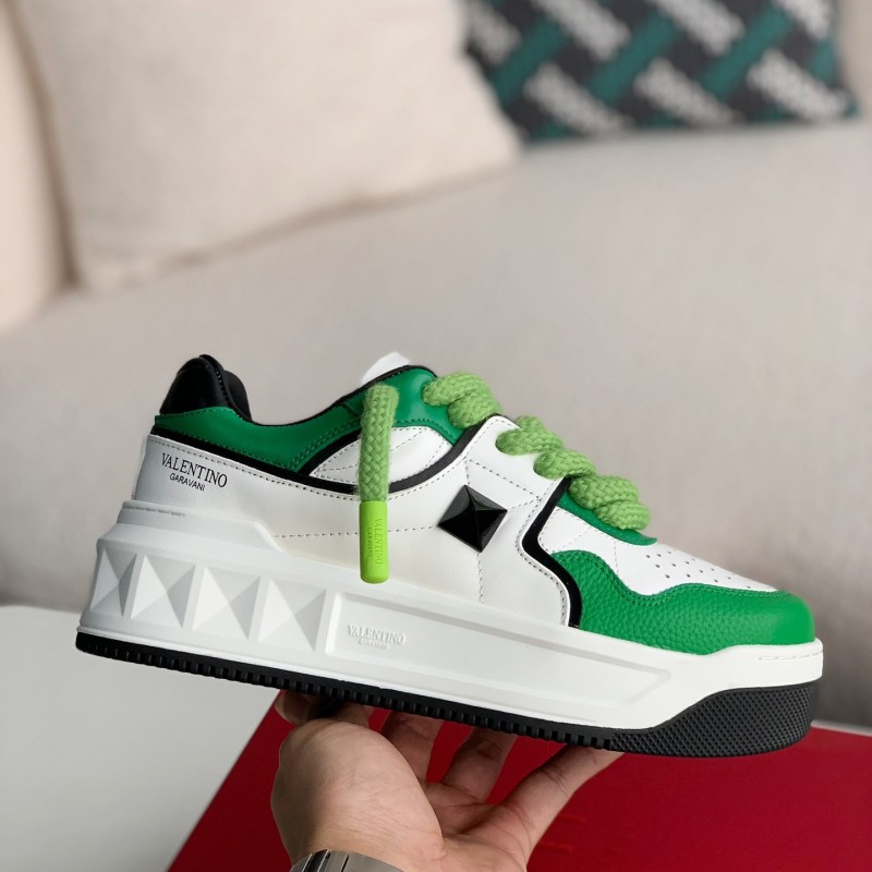 va*t*no One Stud Sneakers