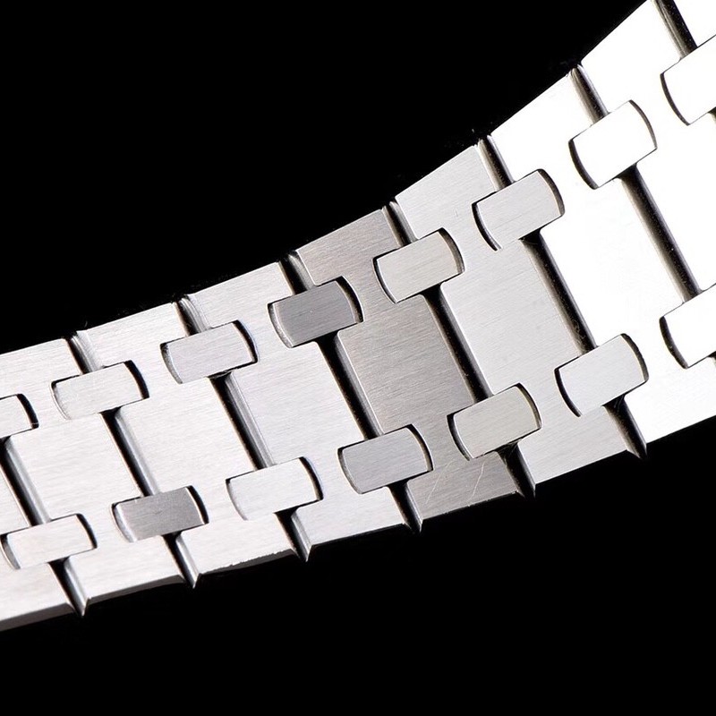 Audemars P*g*et Royal Oak 15400 Series Men