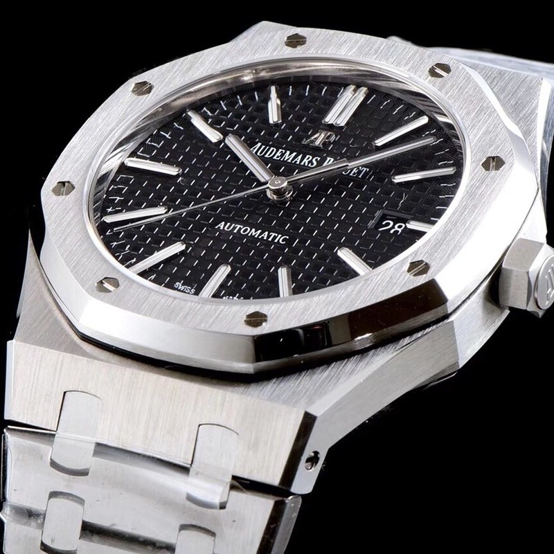 Audemars P*g*et Royal Oak 15400 Series Men