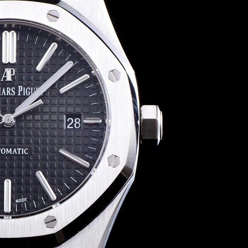 Audemars P*g*et Royal Oak 15400 Series Men