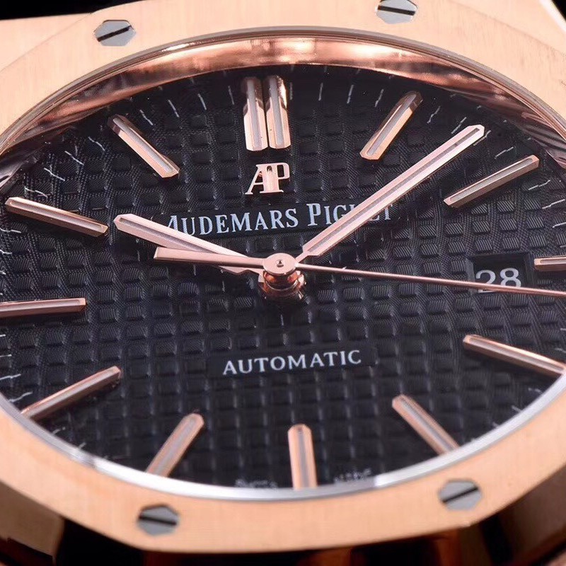 Audemars P*g*et Royal Oak 15400 Series Men