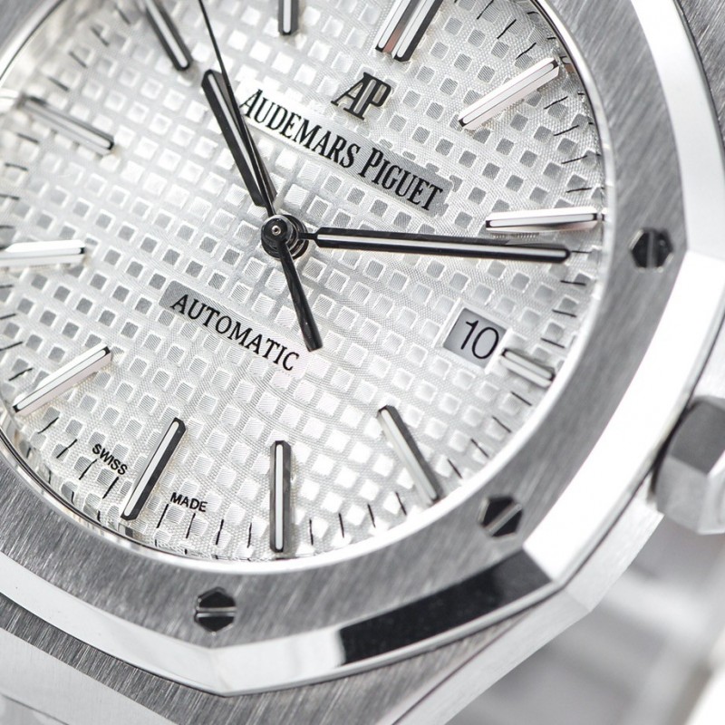 Audemars P*g*et Royal Oak 15400 Series Men