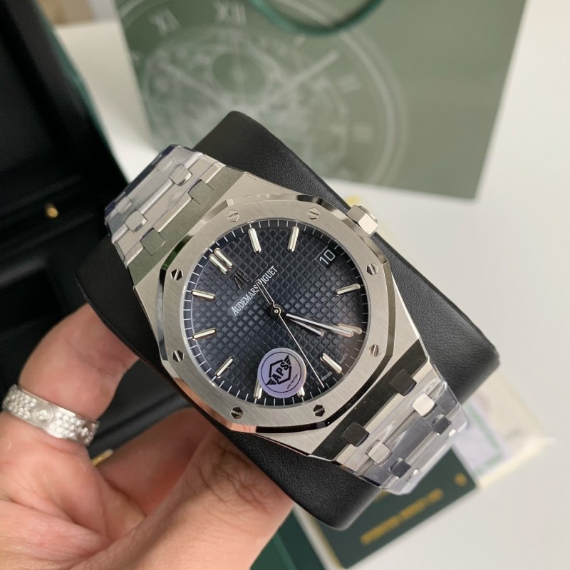 Audemars P*g*et Royal Oak 15500 Series Men