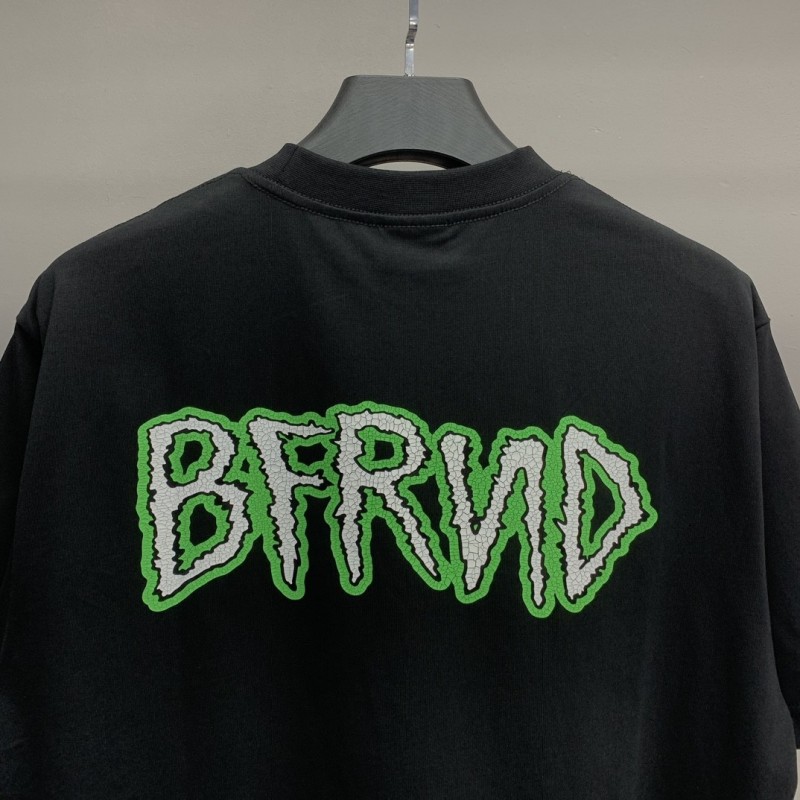 Ba*len*cia*ga BFRND cracked T-shirt