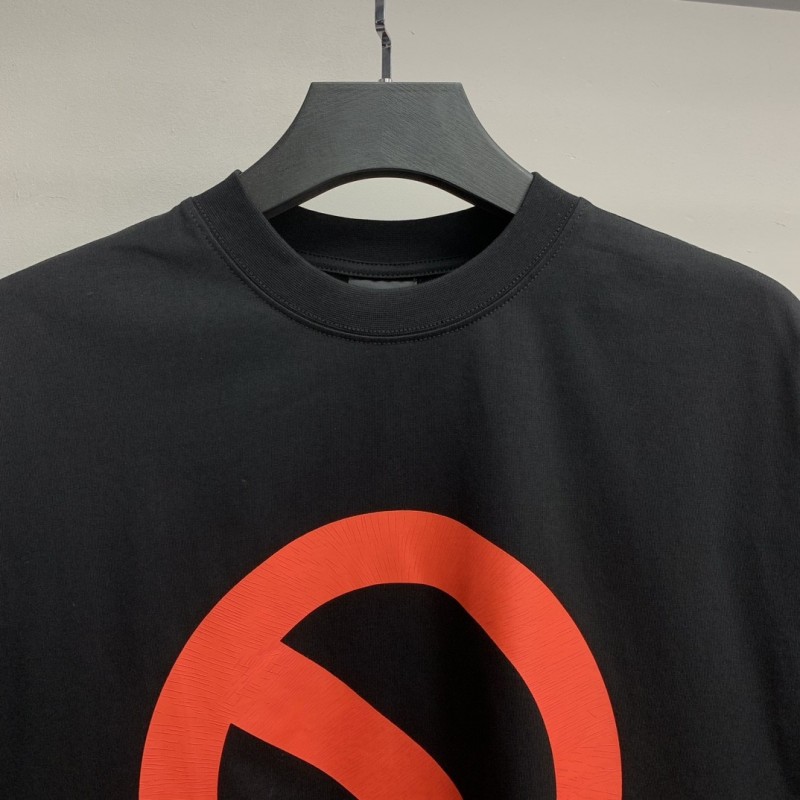 Ba*len*cia*ga BFRND cracked T-shirt