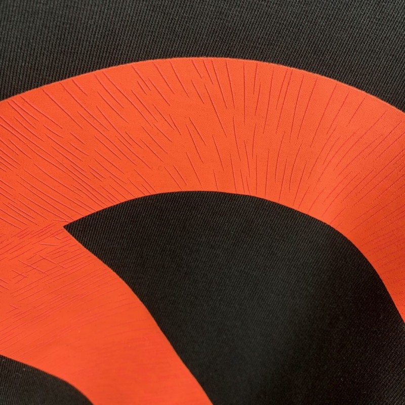 Ba*len*cia*ga BFRND cracked T-shirt