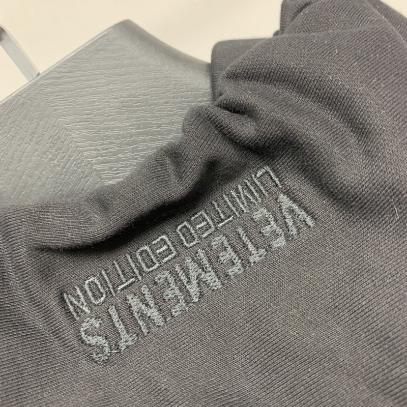 Ba*len*cia*ga signature logo sweatshirt