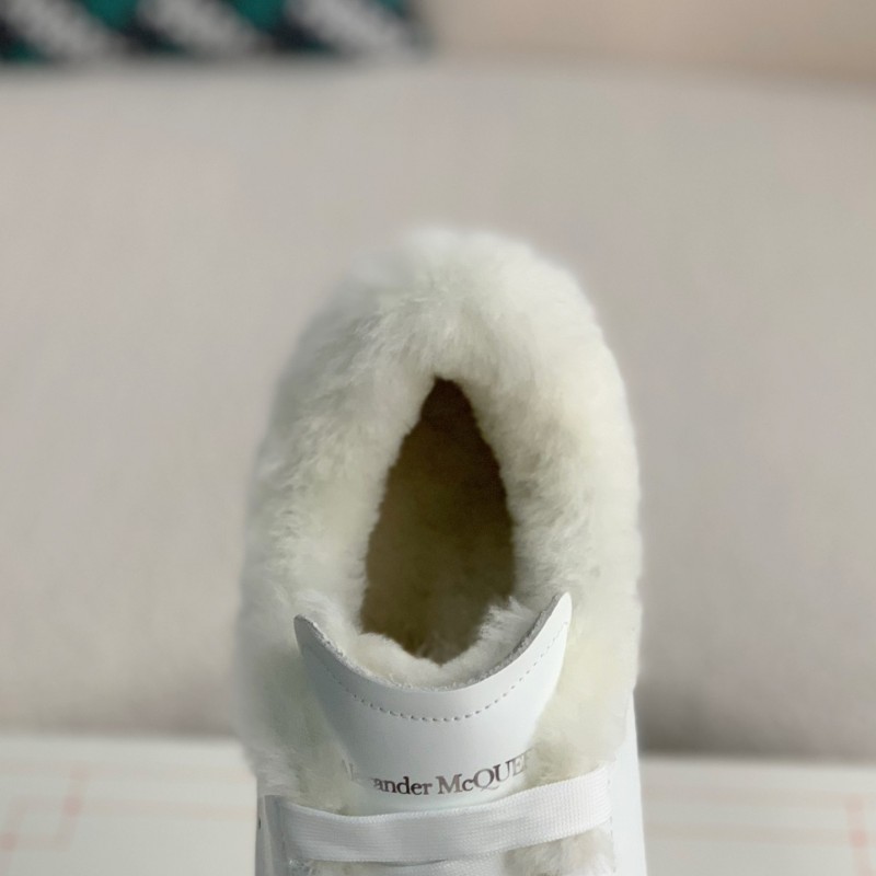 Ale*d*r M*Q*en Sneakers