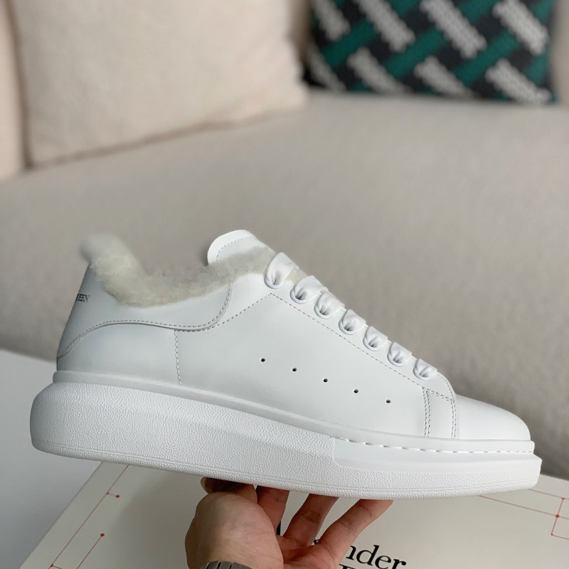 Ale*d*r M*Q*en Sneakers