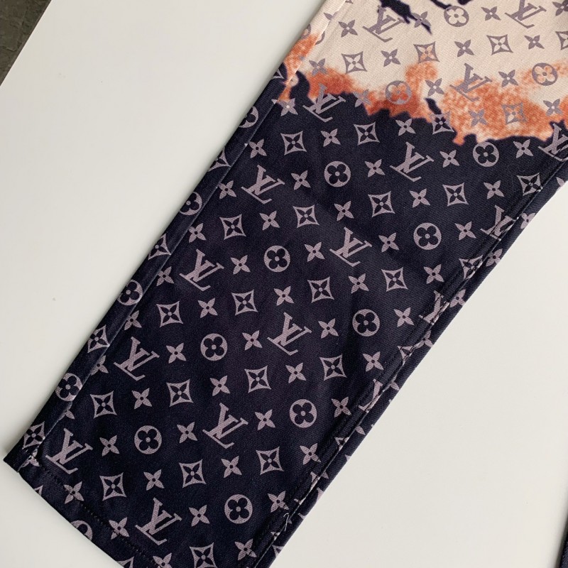 L0*is V*t0n Denim Costumes