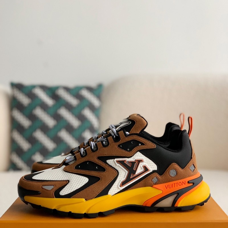 L0*is V*t0n Runner Tatic Sneakers