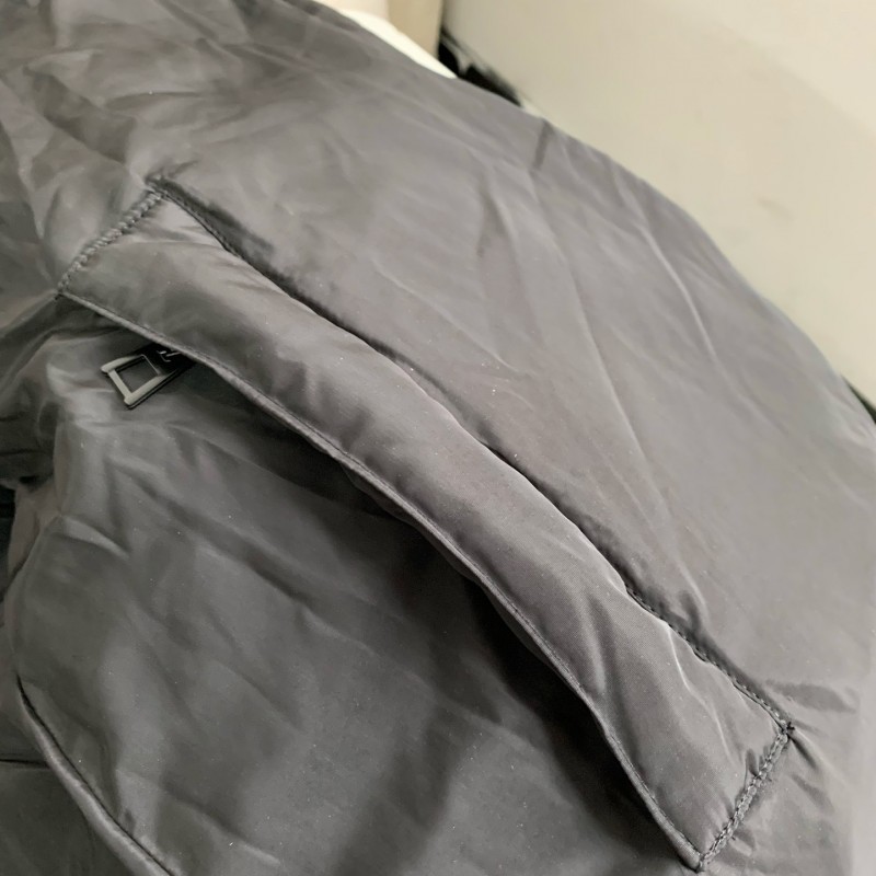 L0*is V*t0n LOGO Down Jacket