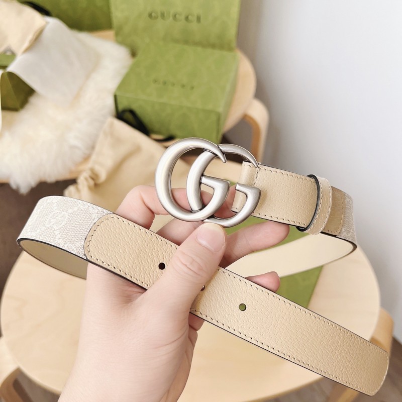 G*u*i  Ladies  Belt
